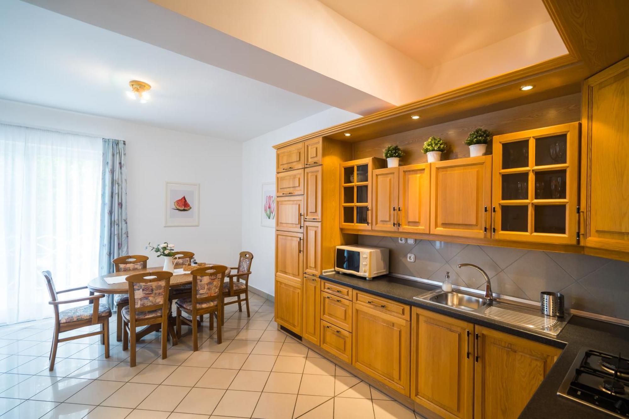 Gyorfi Apartmanhaz Zamardi Ngoại thất bức ảnh