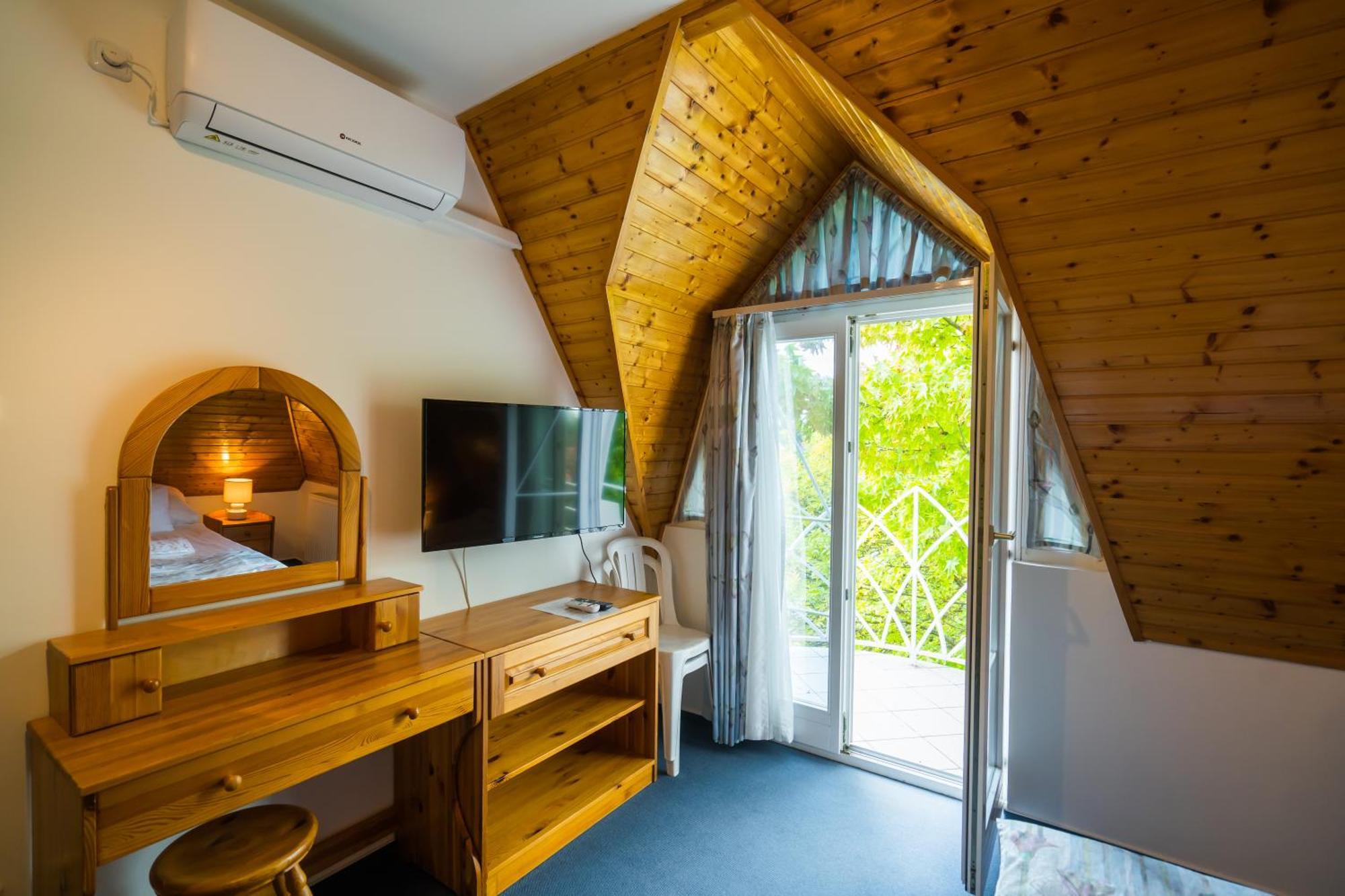 Gyorfi Apartmanhaz Zamardi Ngoại thất bức ảnh