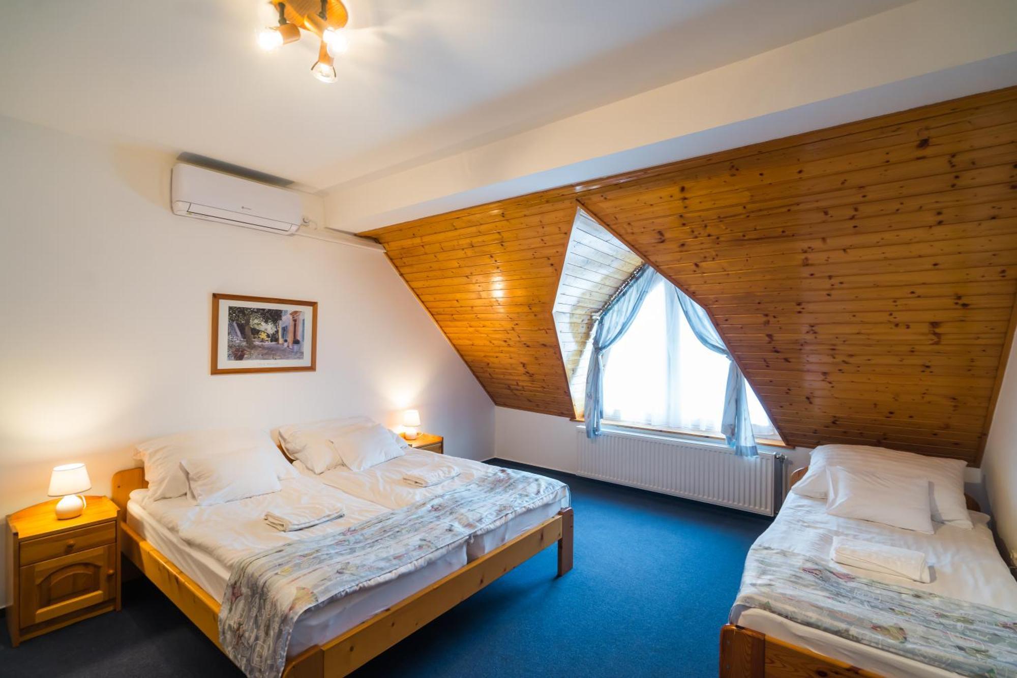 Gyorfi Apartmanhaz Zamardi Ngoại thất bức ảnh
