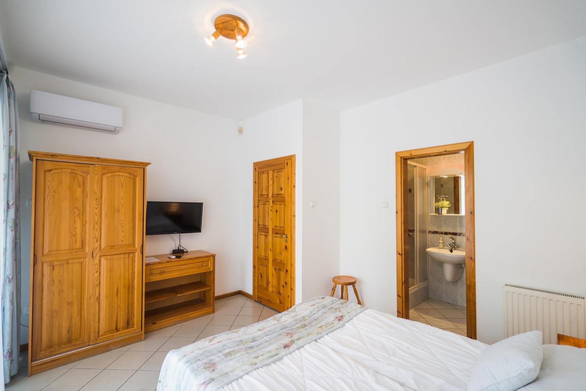 Gyorfi Apartmanhaz Zamardi Ngoại thất bức ảnh