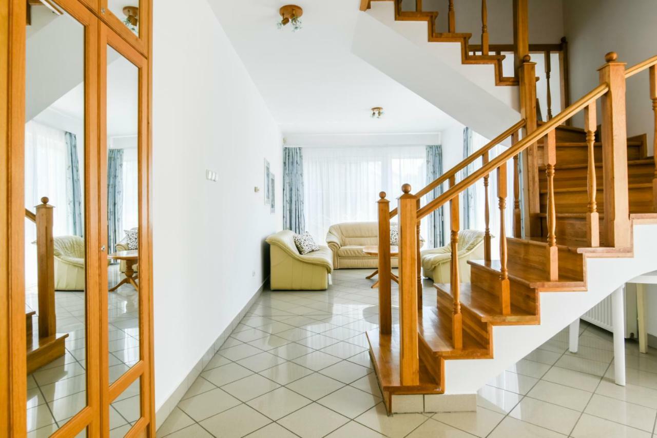 Gyorfi Apartmanhaz Zamardi Ngoại thất bức ảnh